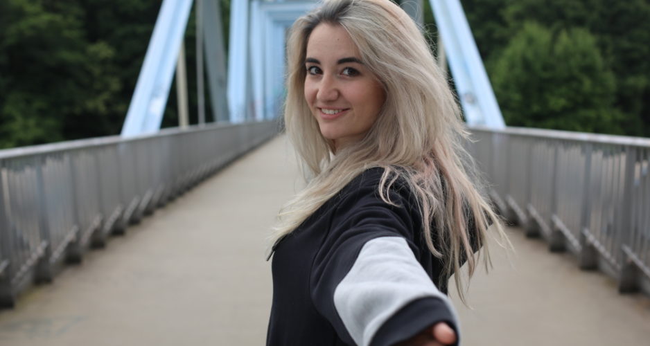 „follow me.reports“: Start von Staffel 2 mit Jodie Calussi