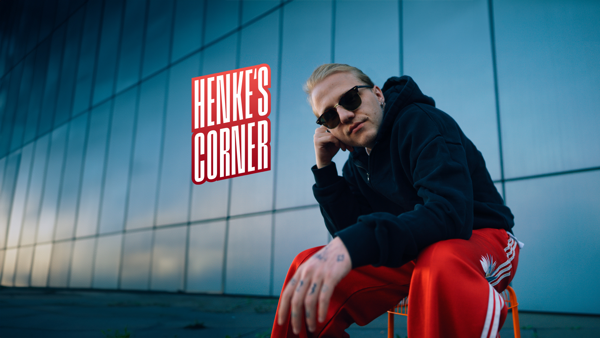 Willkommen in Henke’s Corner – neuer Videopodcast lädt zum Campingstuhl-Talk